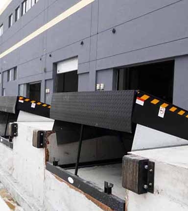 裝（zhuāng）卸（xiè）平台